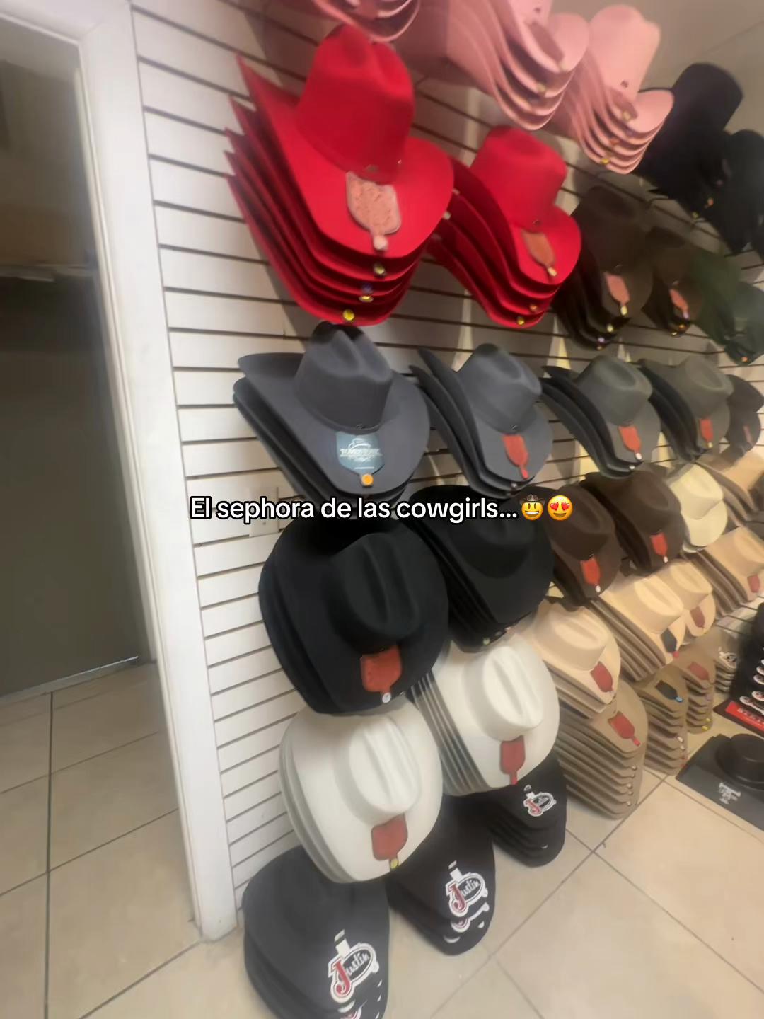 @Ari <3