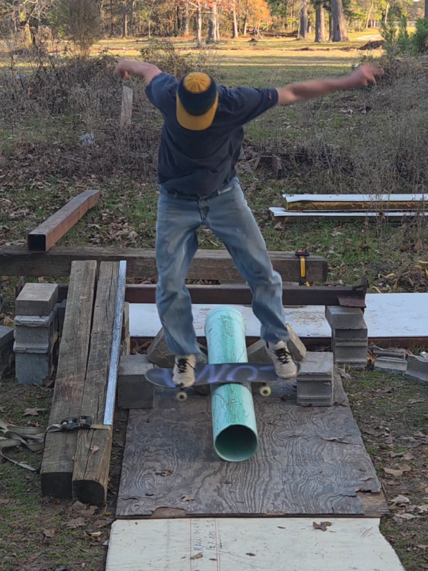 @Jason / skateboarding