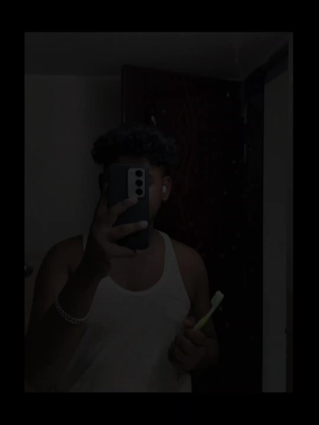 @𝐒Ĩyꫝɱ ╰‿╯