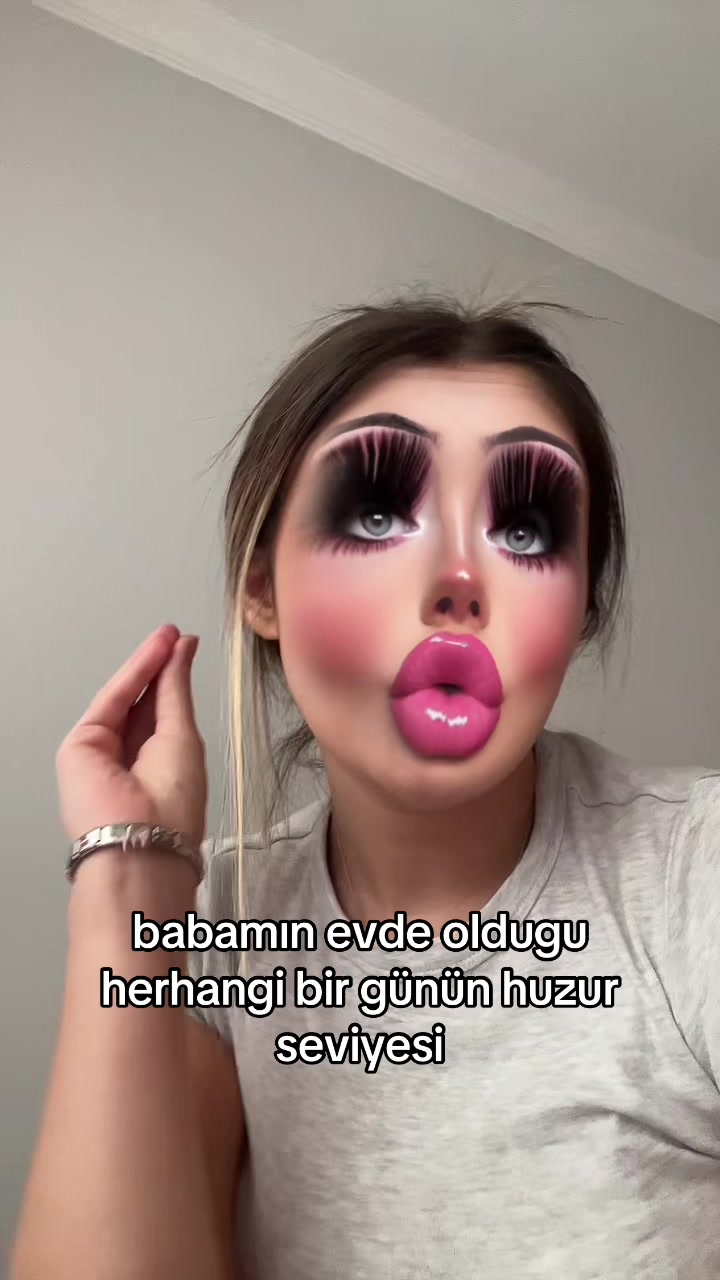@deccalice😜😜