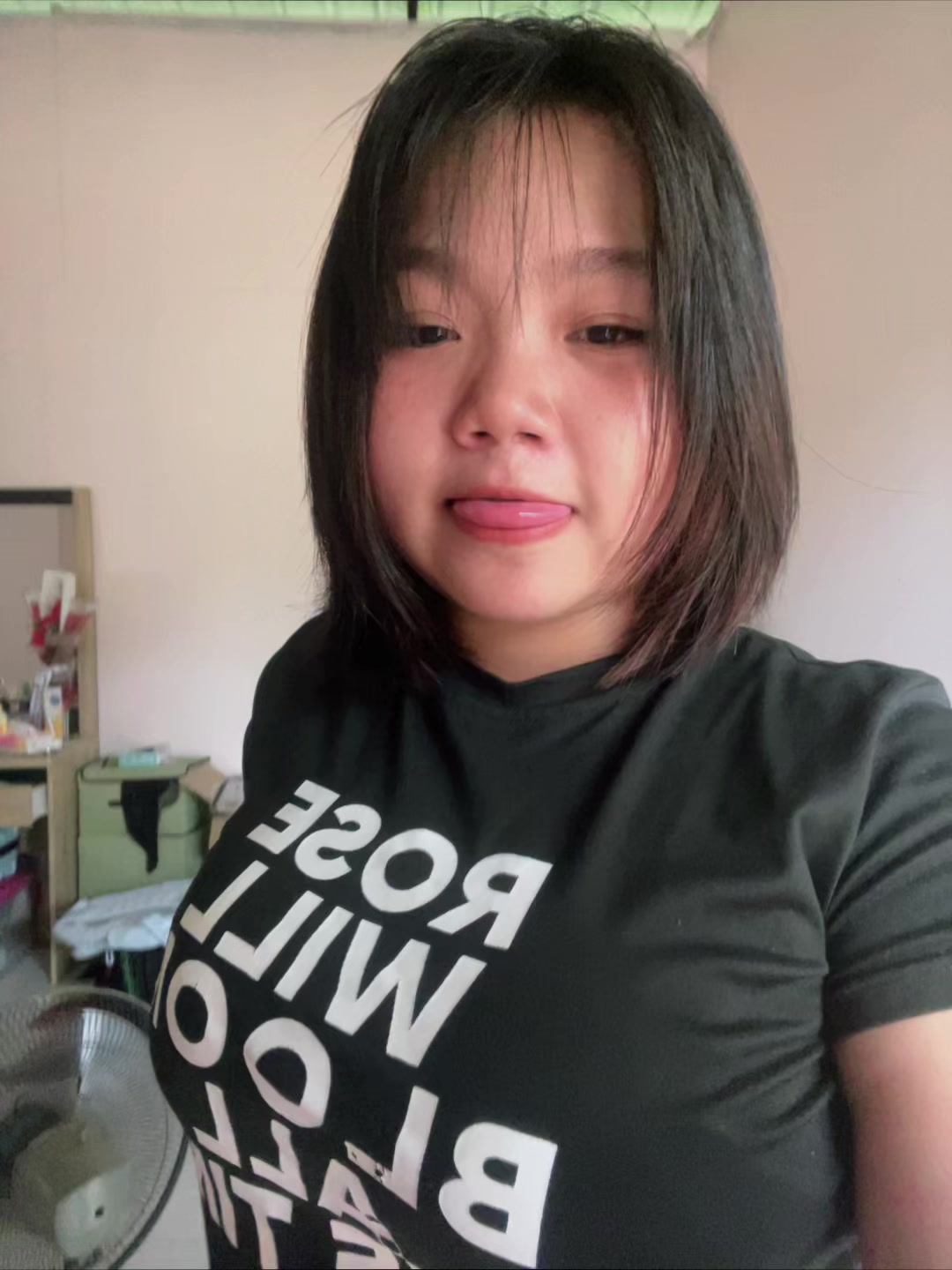 @แตงโมงับ💜🦖
