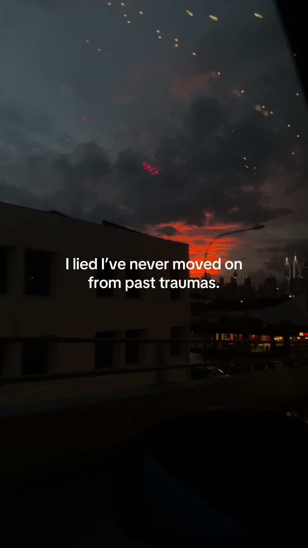 @_eyess___