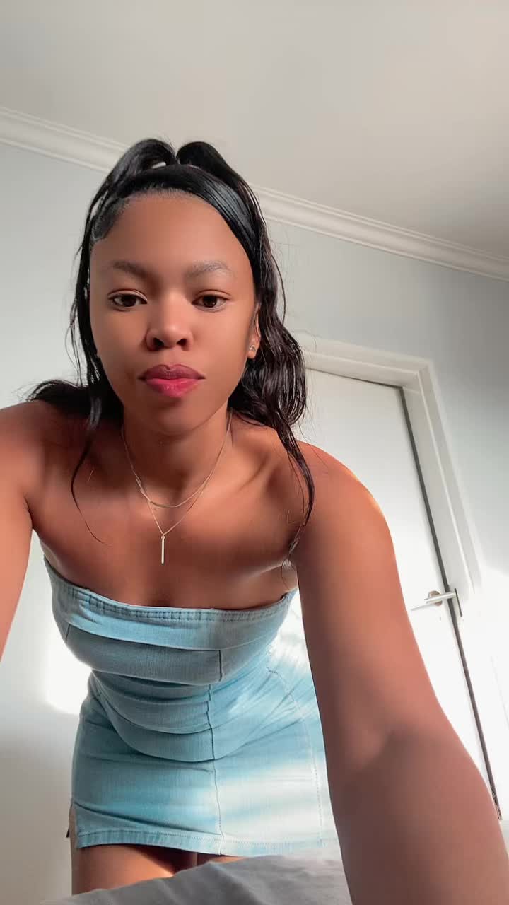 @Ntombi_M