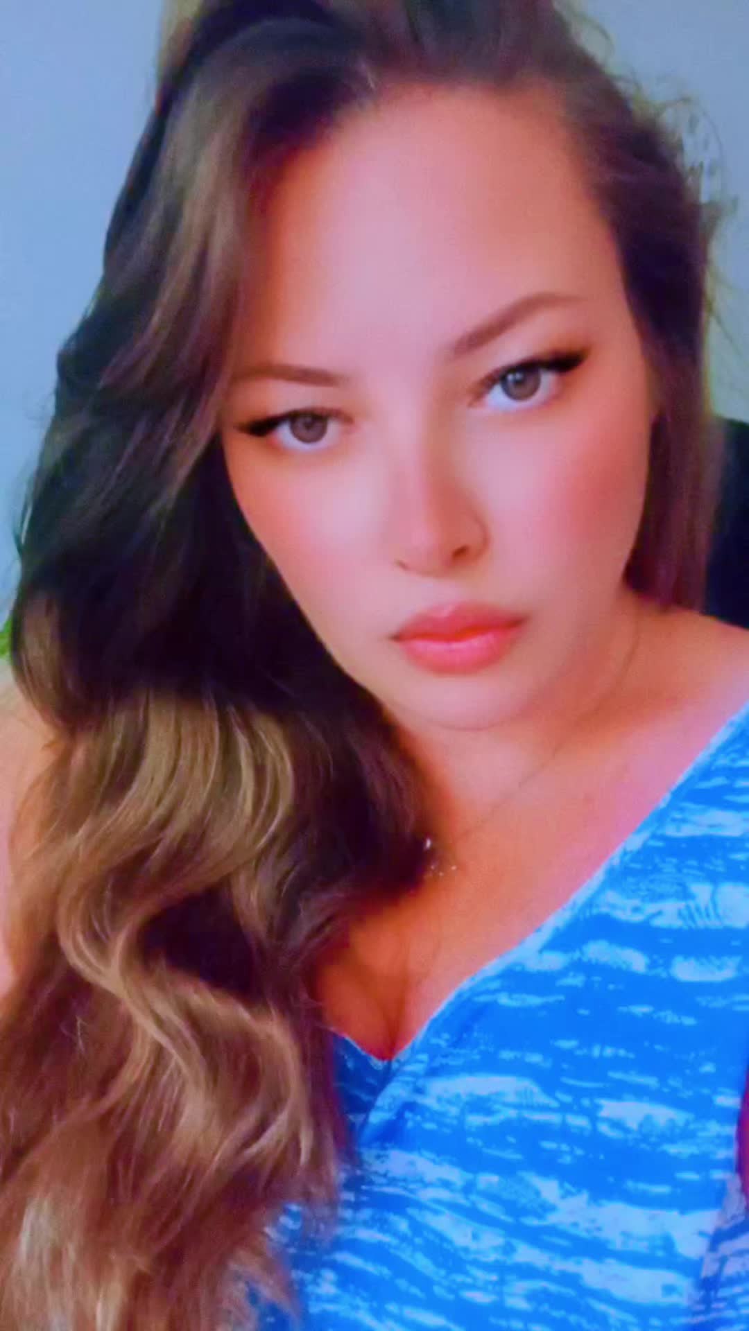 @๐๐๐๐ ๐๐๐ฅ๐-VikiLoquita๐
