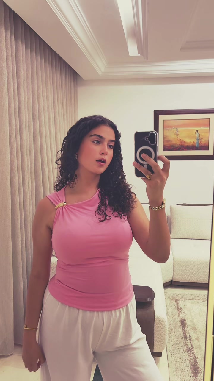 @Saroura 🌸