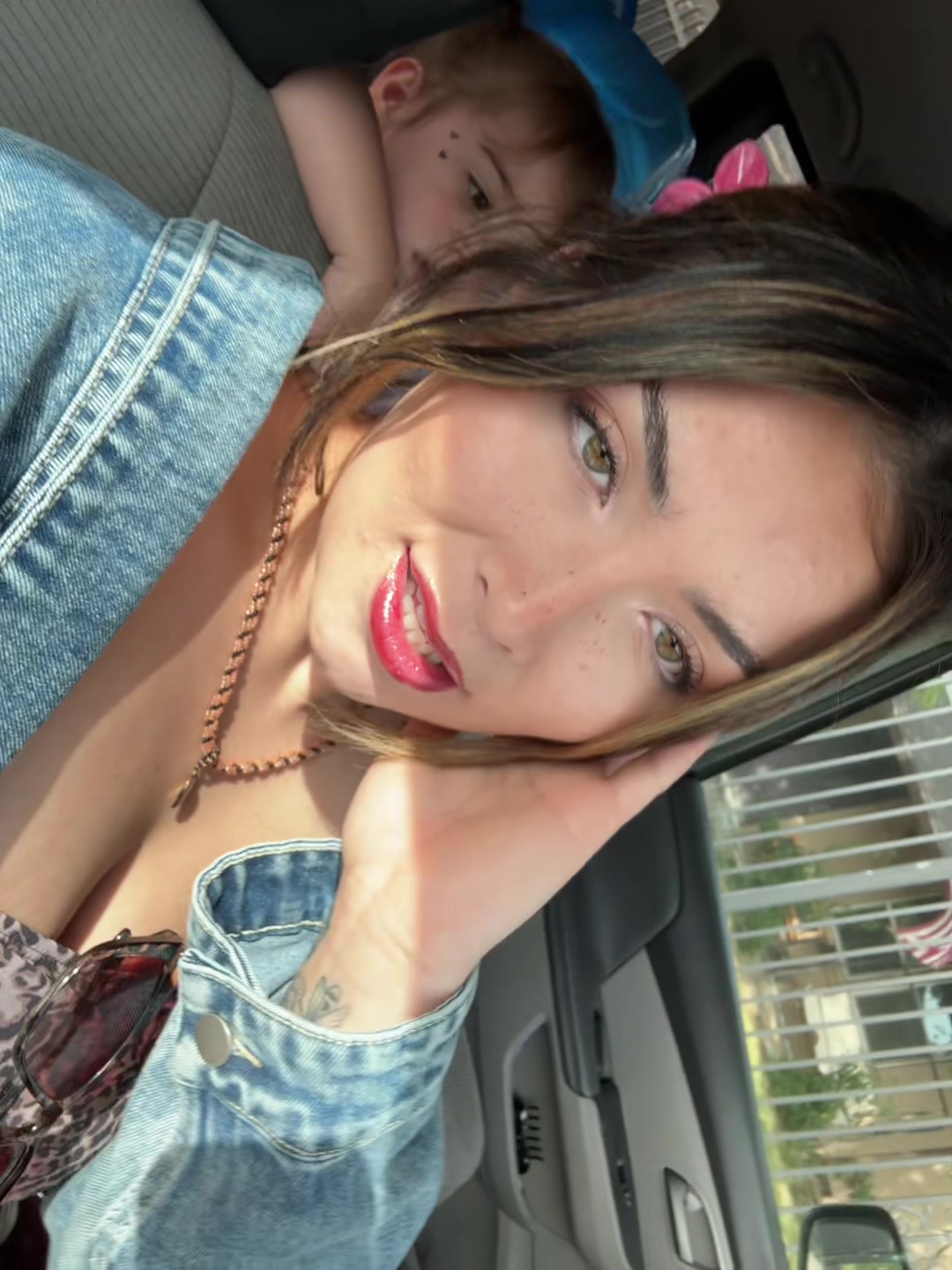 @leilanerss