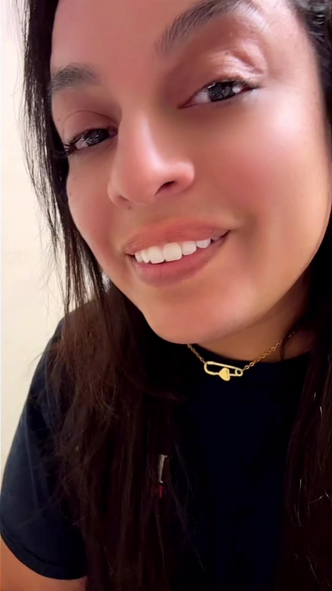 @Cristina_Nicole