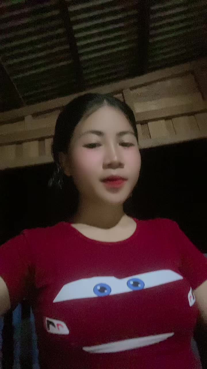@ເດັກລາວ ສາວບ້ານປົ່ງ