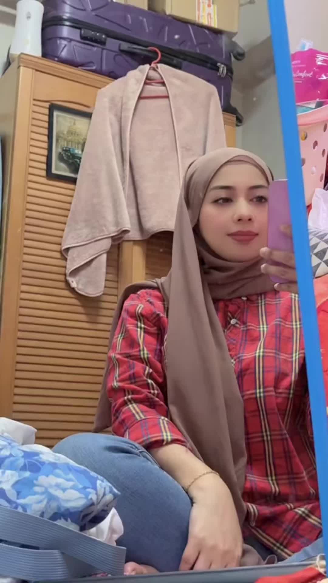 @Anis Marhanis