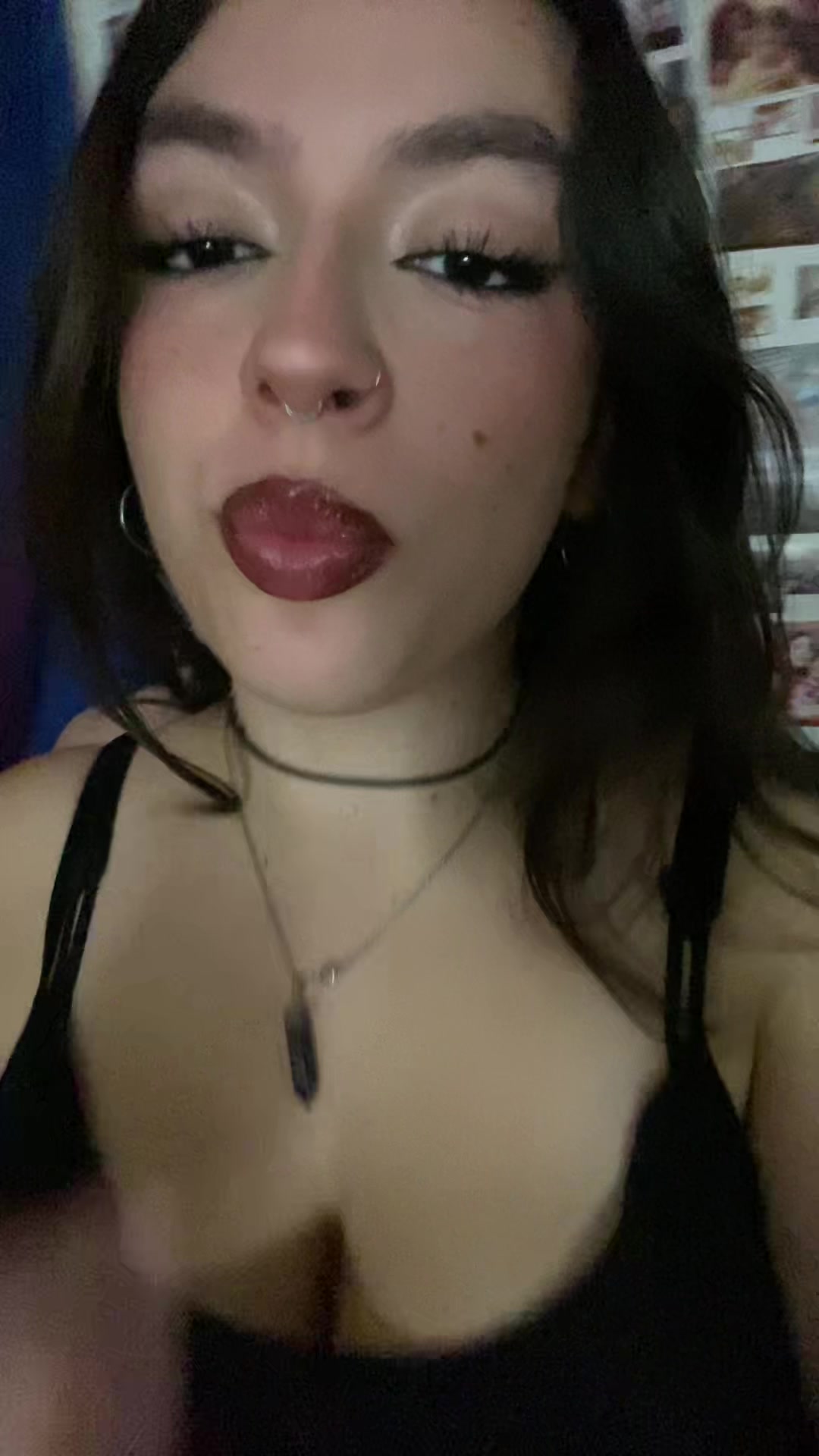 @Emiliaa