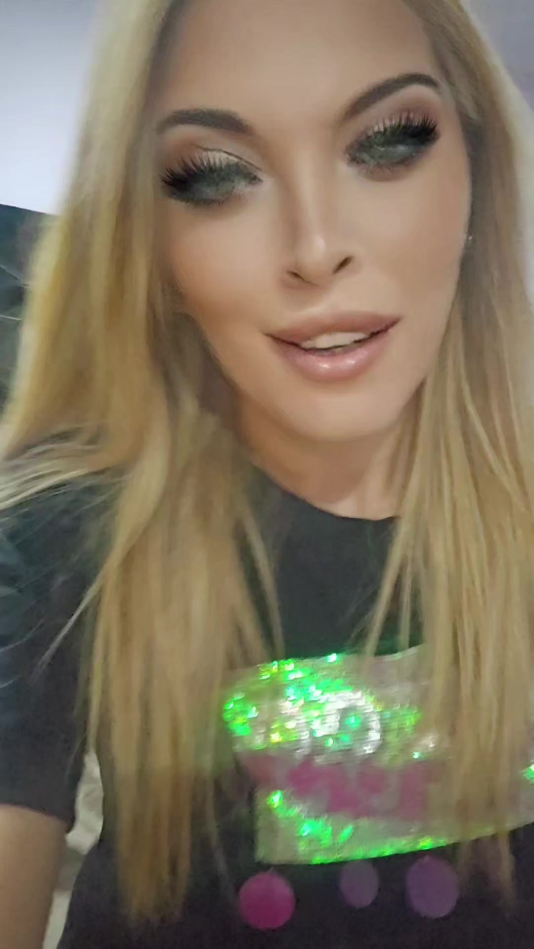 @elena