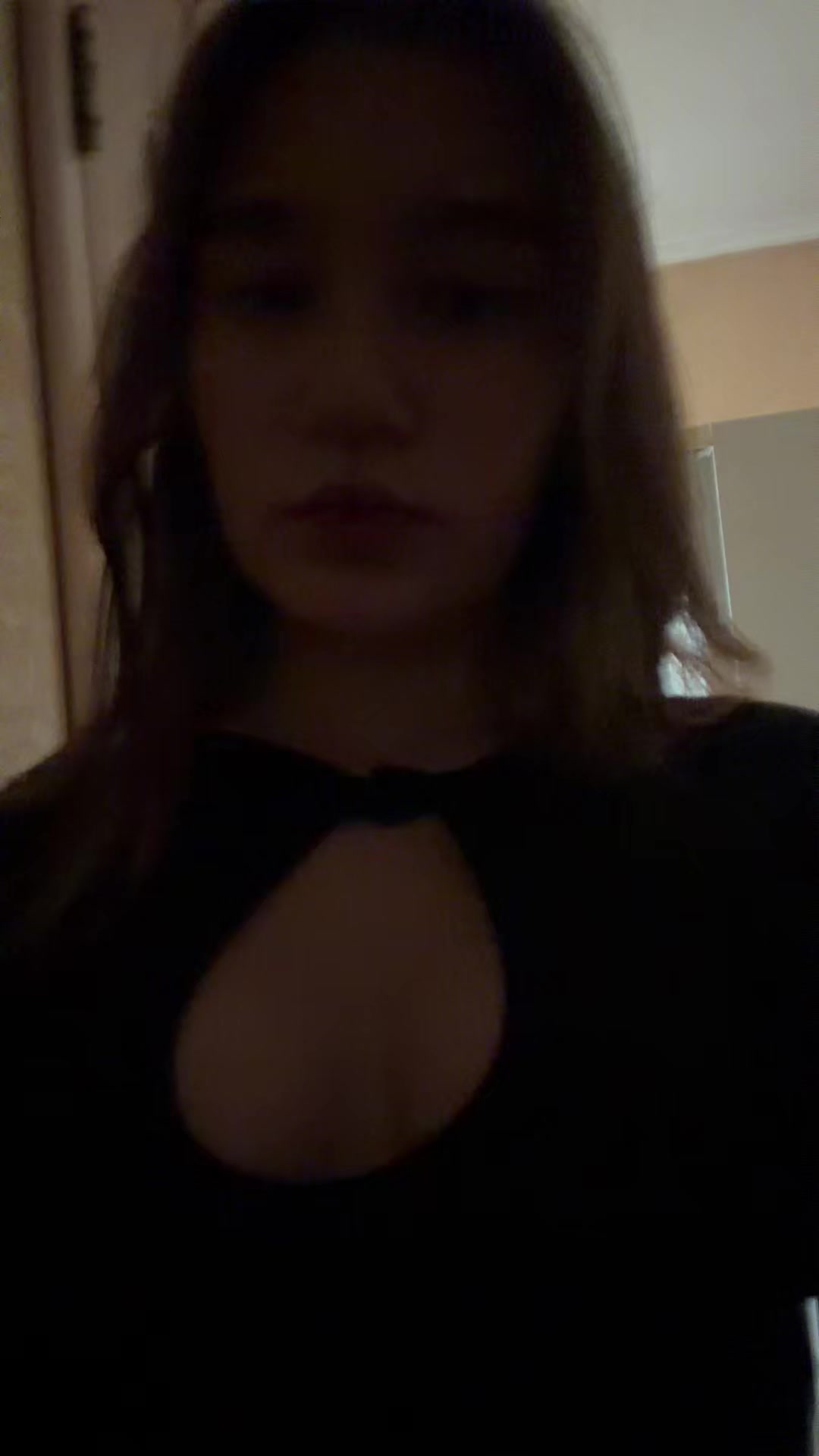 @lazyb1zzer