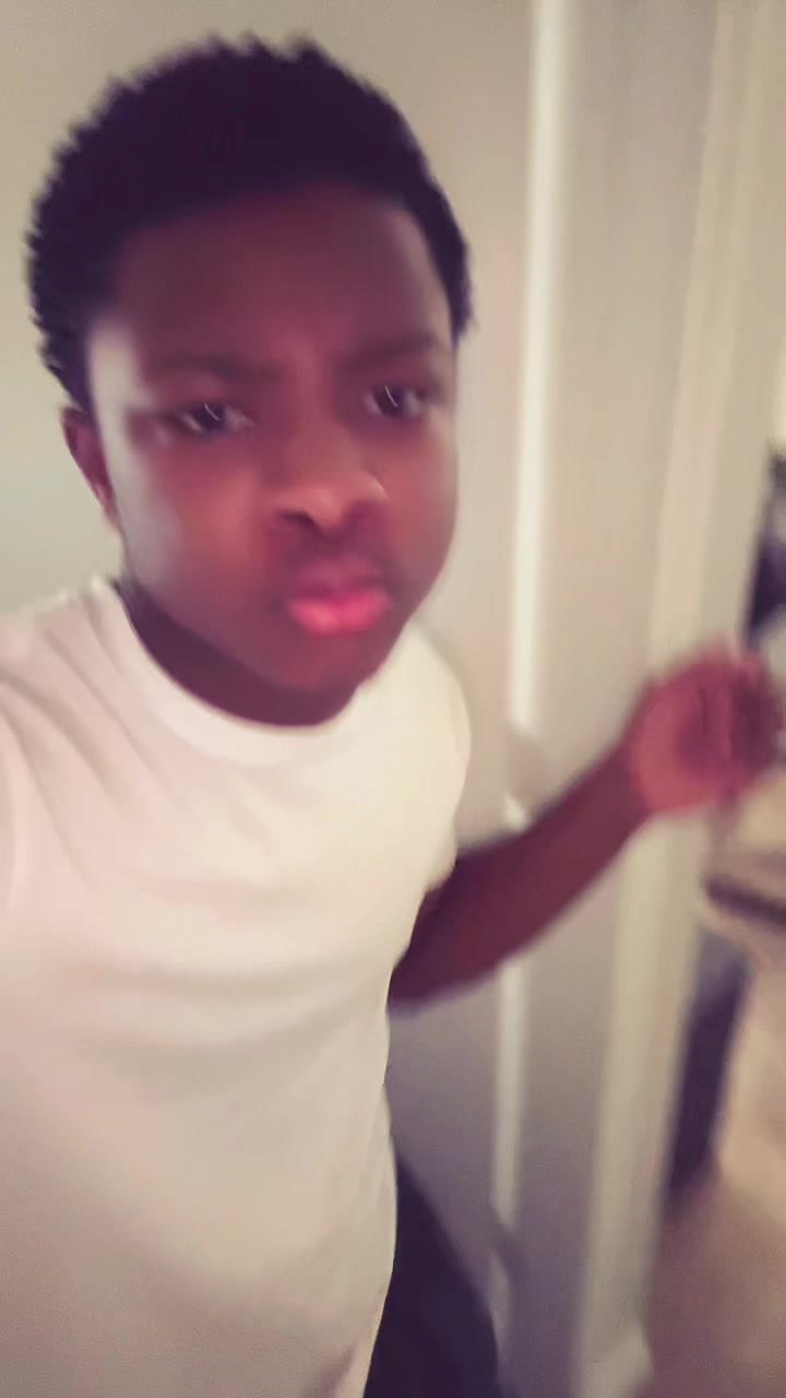 @d1myronn