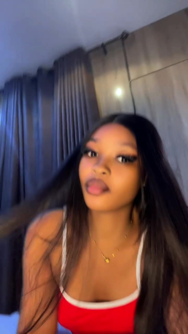 @VEE⭐️💕
