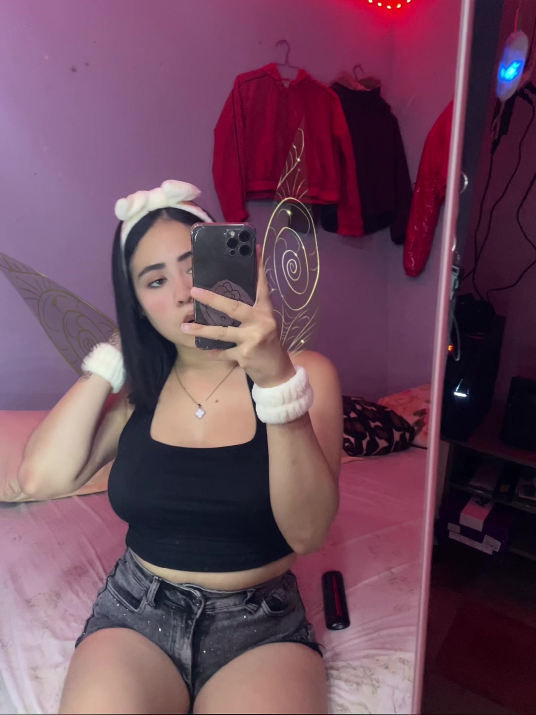 @Ari💙🦋