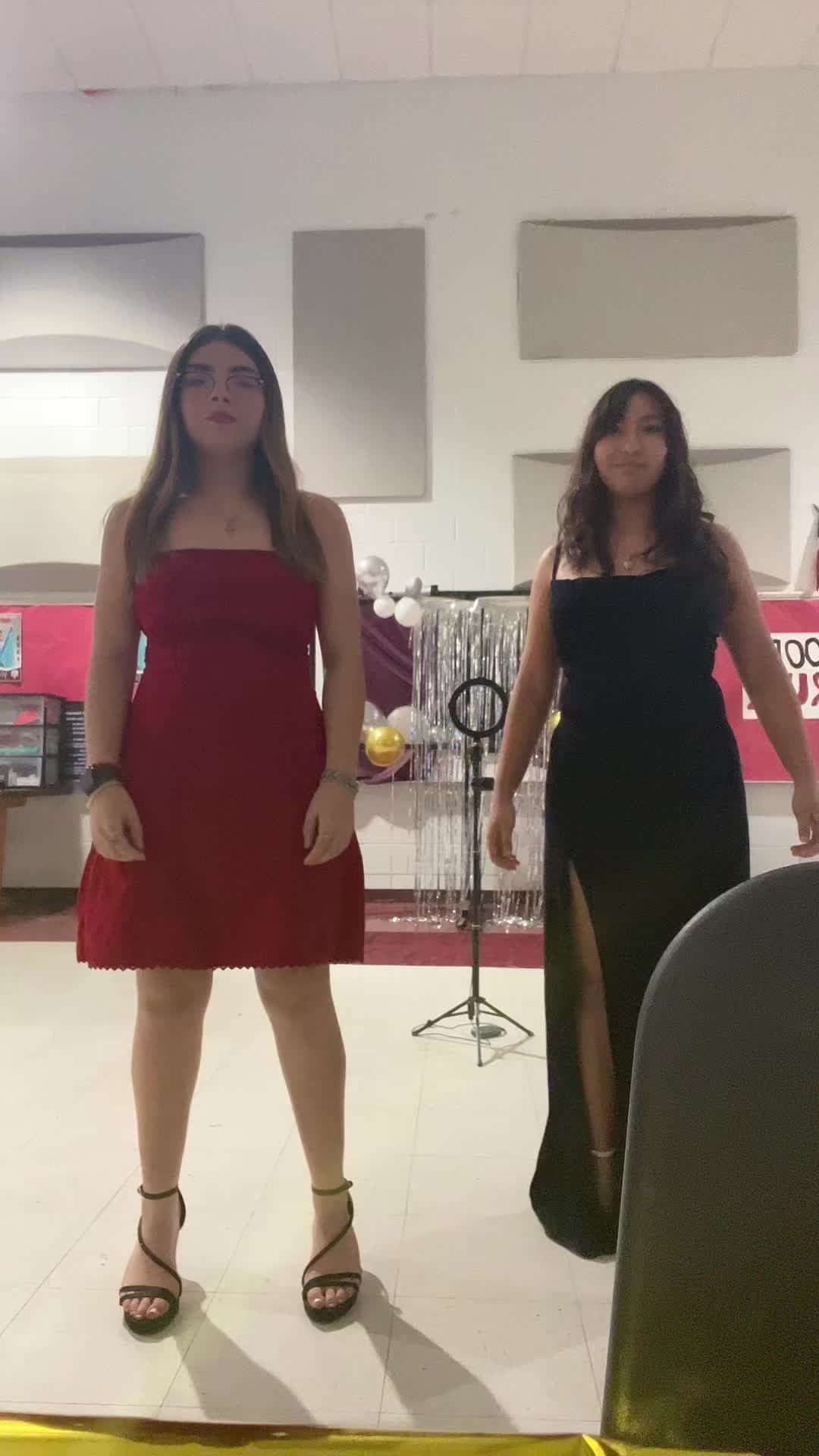 @bella