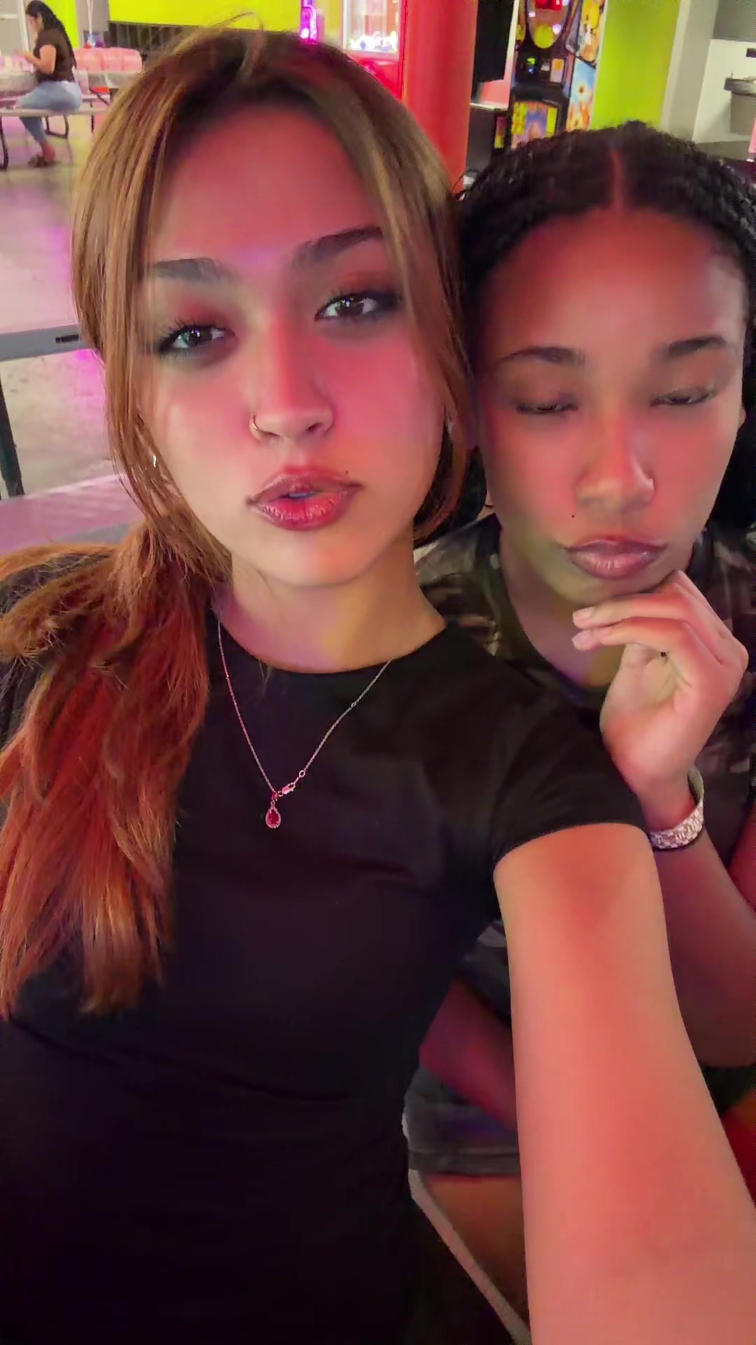 @michelleee