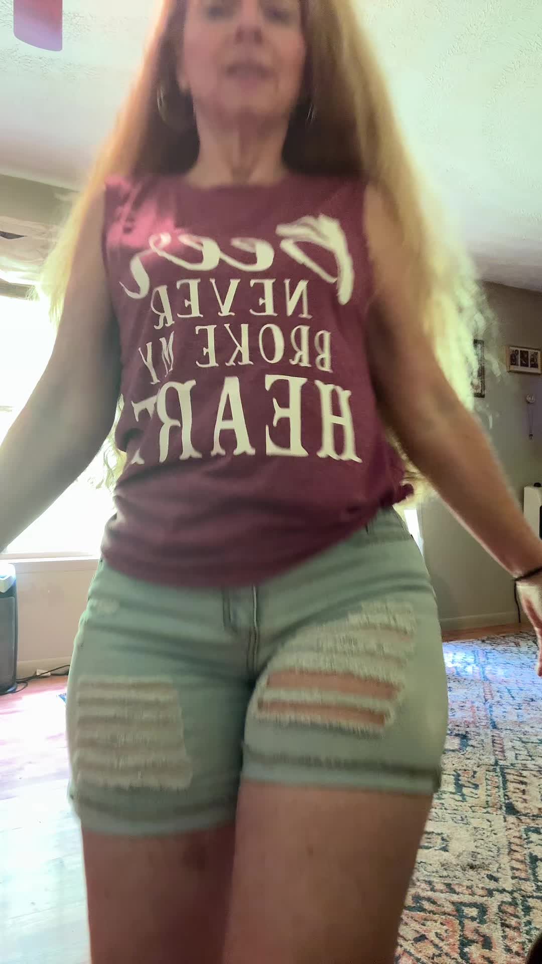 @Gg