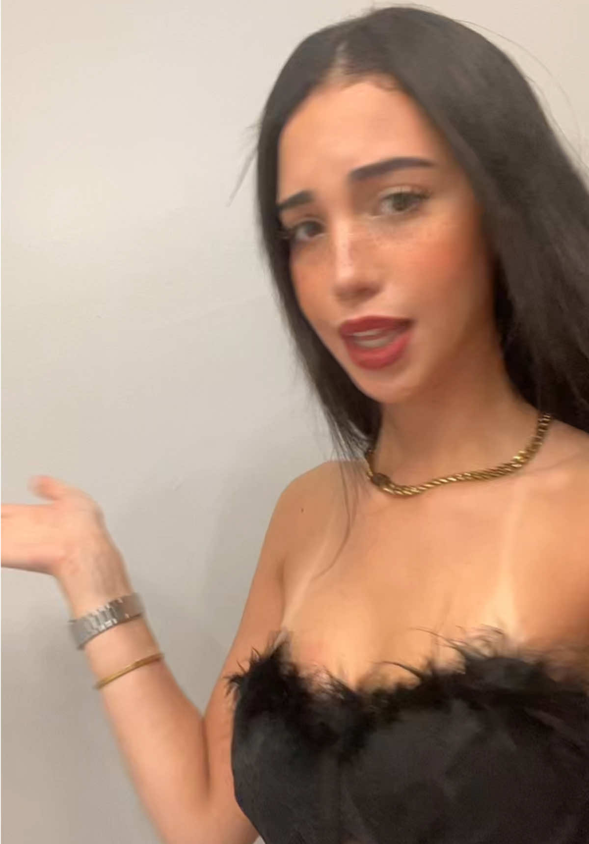 @Riri