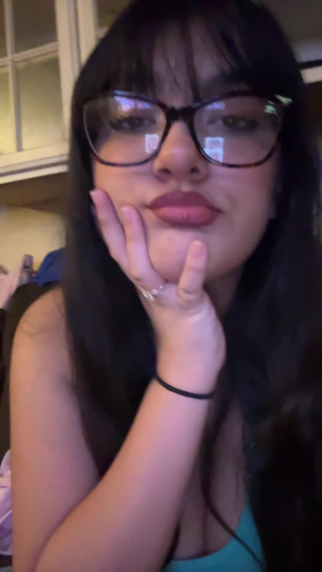 @Carmen_elizabethh<3