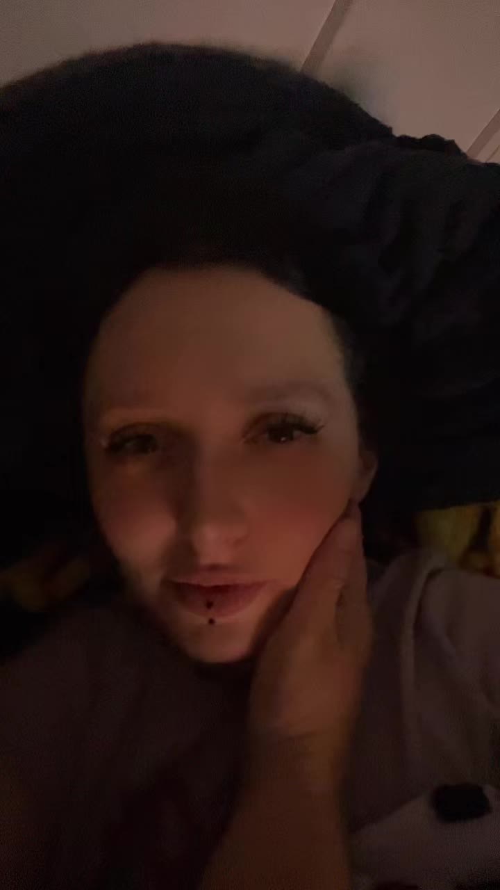 @Justthatgirl🤪
