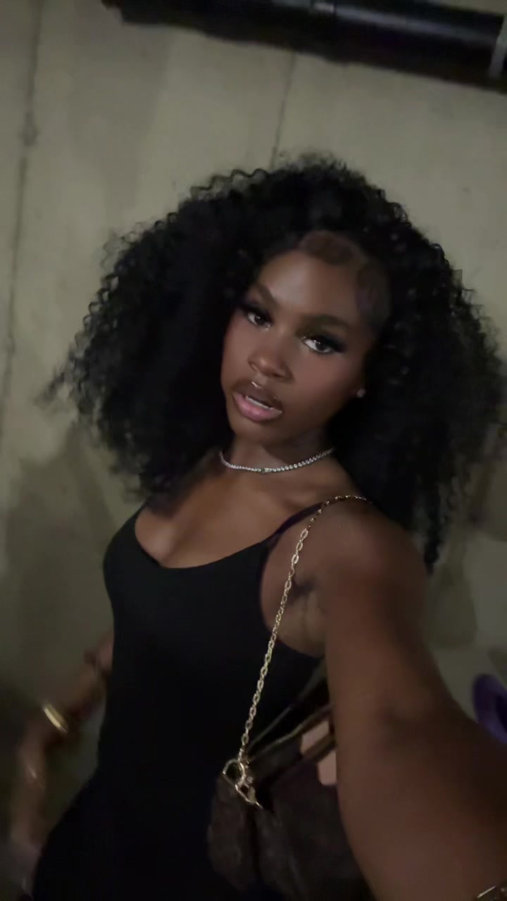 @kweendollita