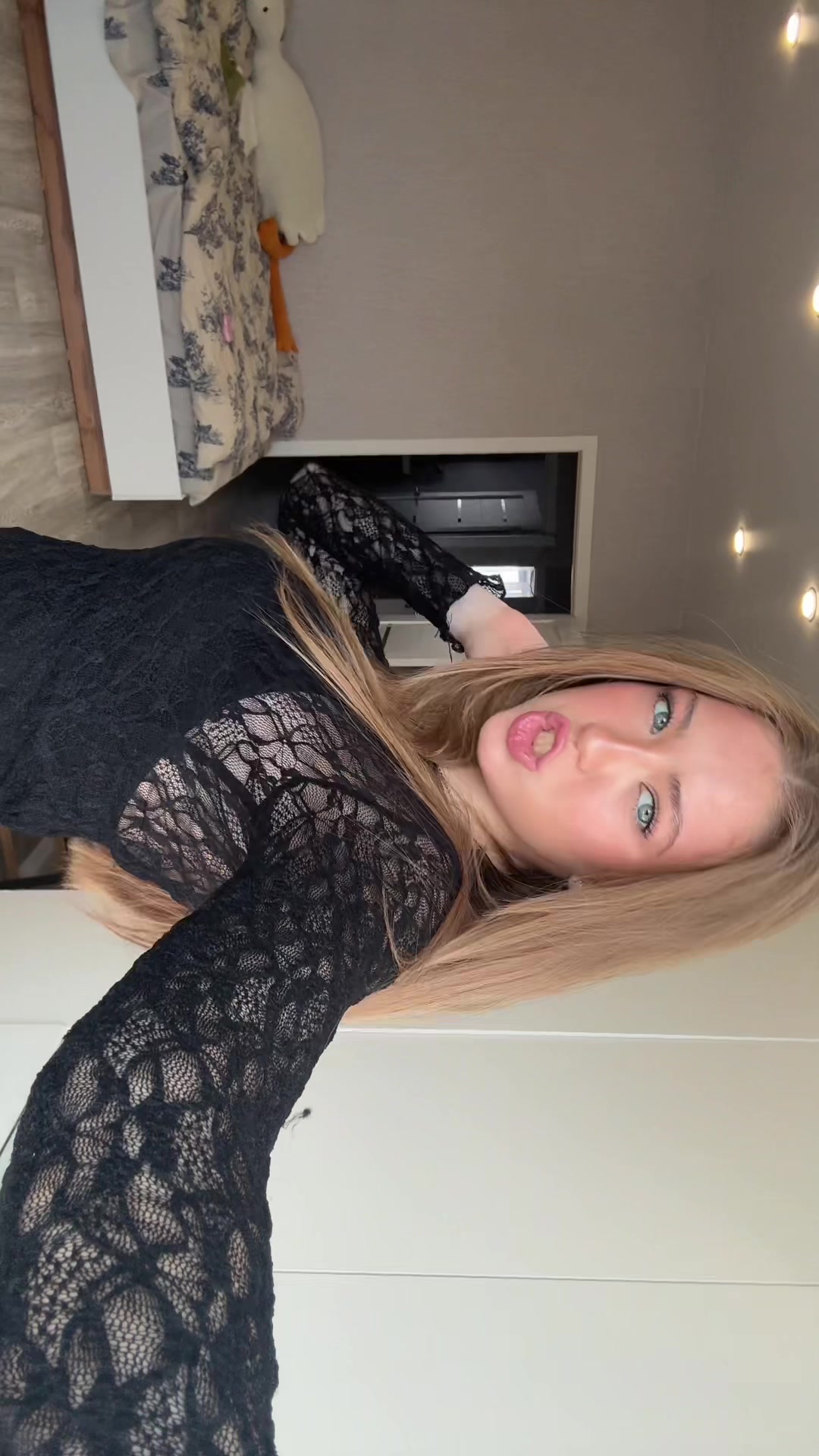 @mmm