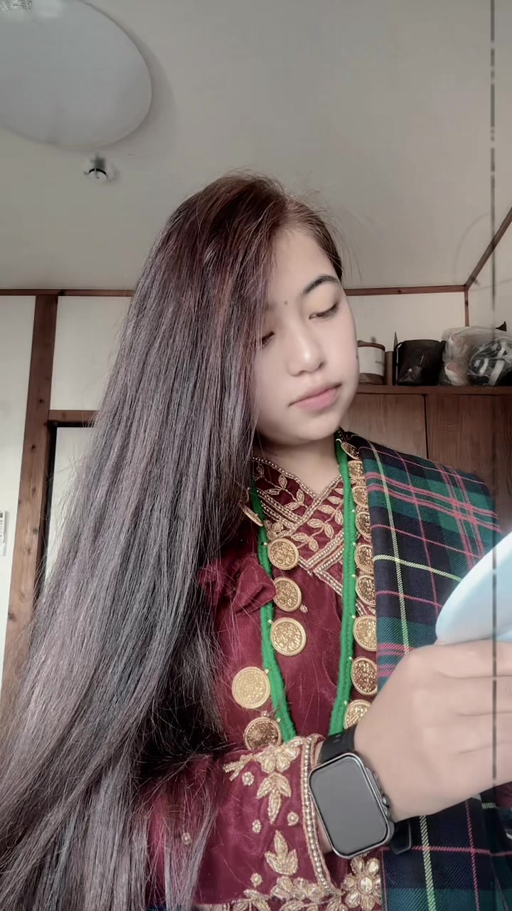 @इशा गुरुङ🇯🇵🇳🇵