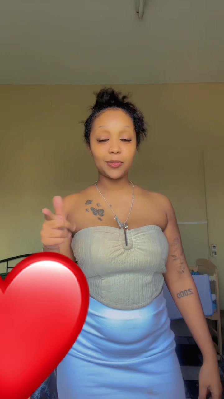 @Brit_Ney03