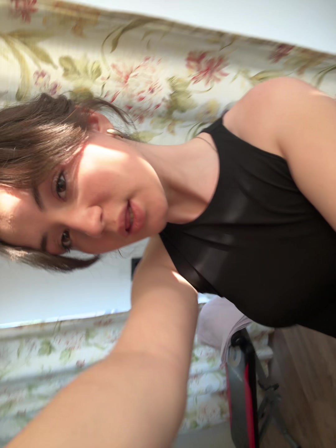 @🧝🏼♀️