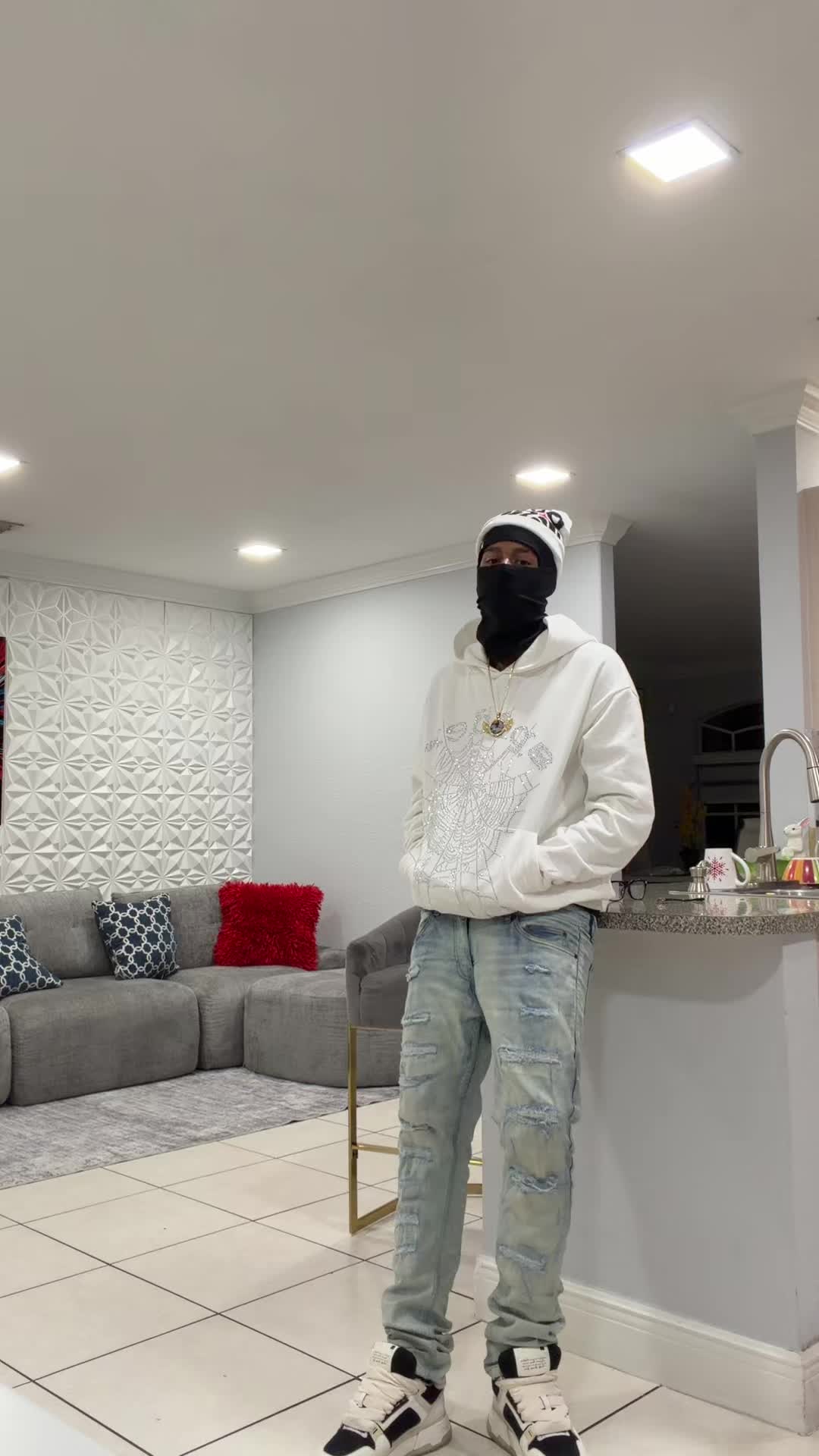 @Mykel_spam🥷