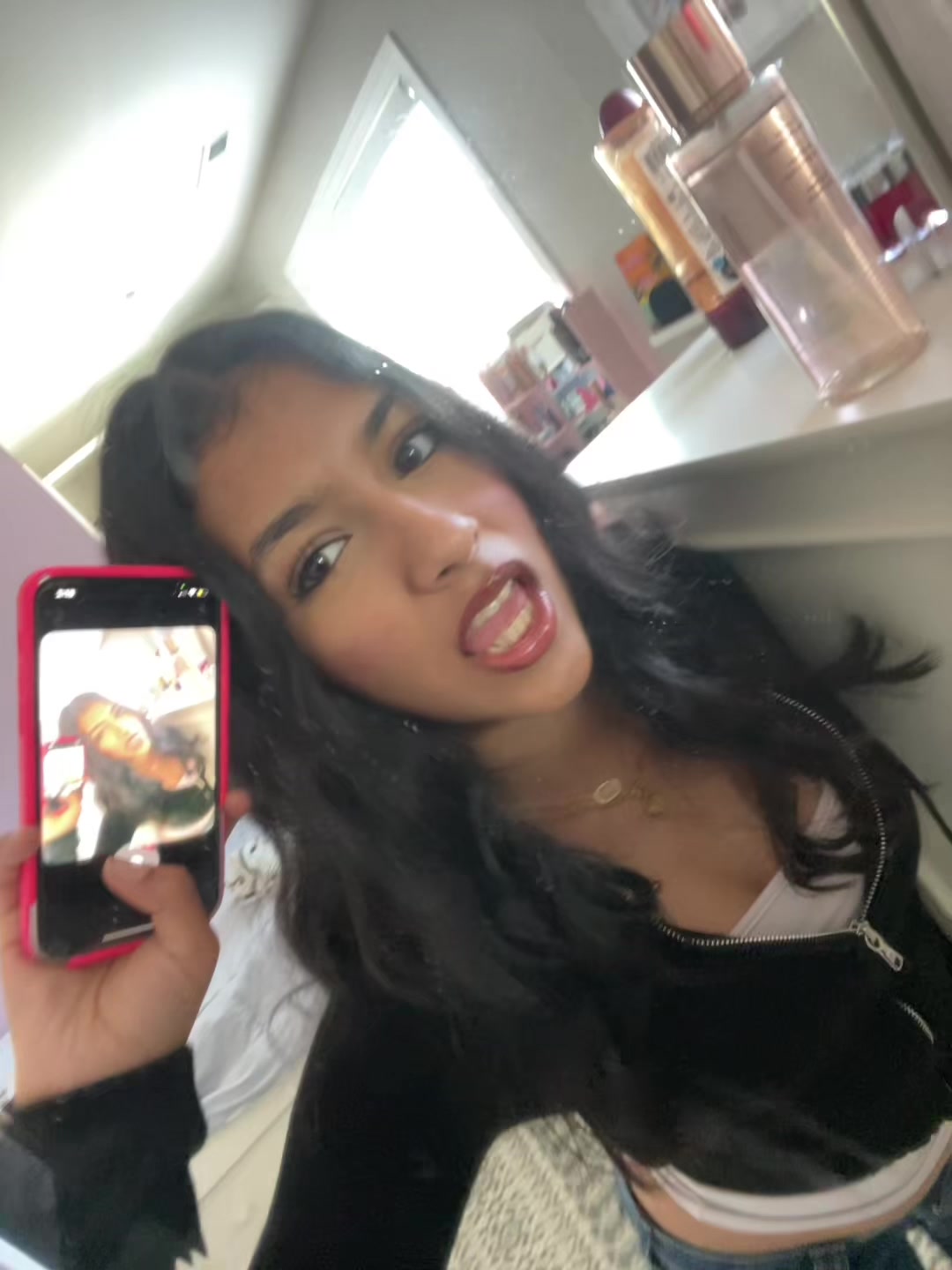 @🐙
