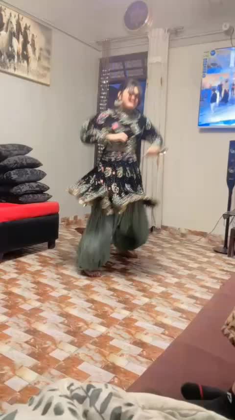@👧 warda👧