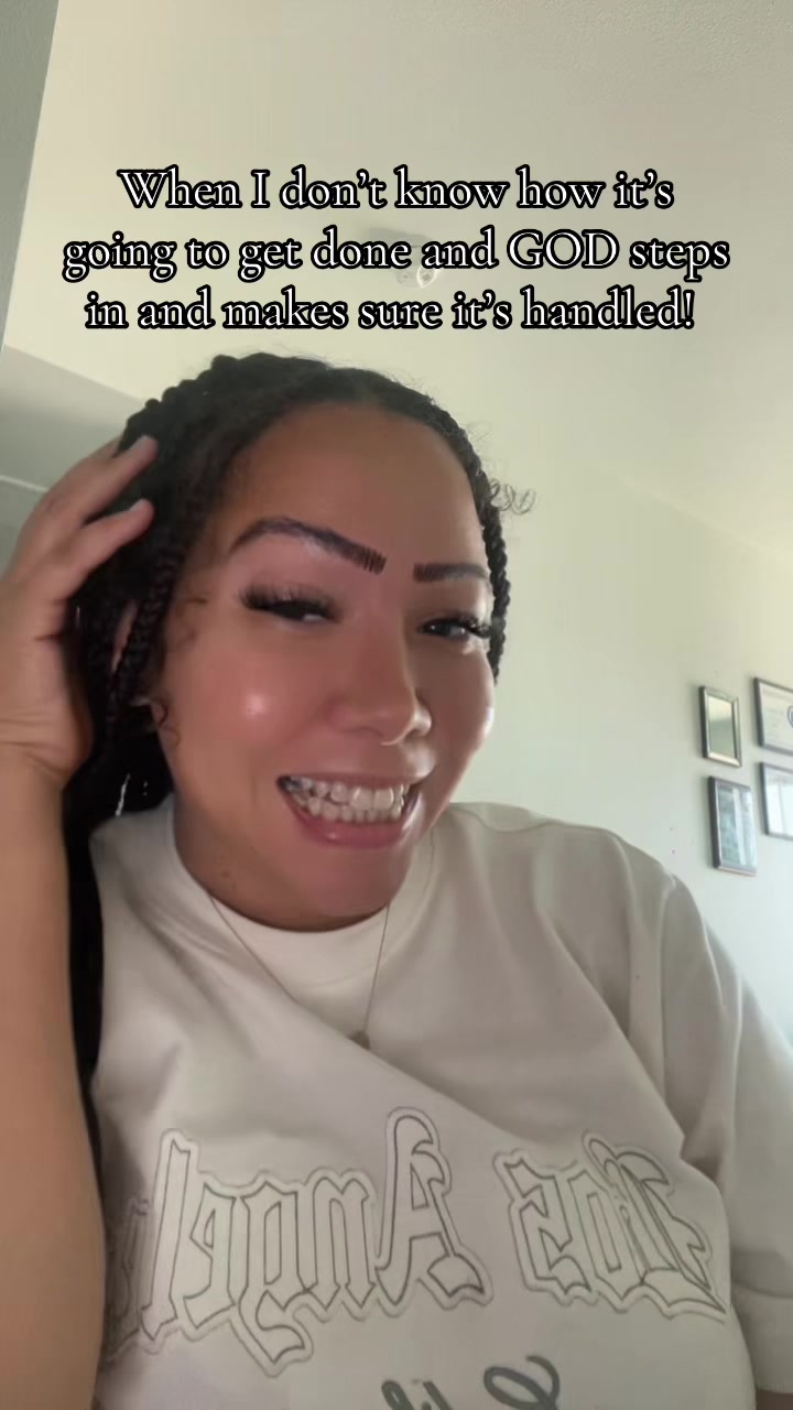 @Krystina B 🔌🦅