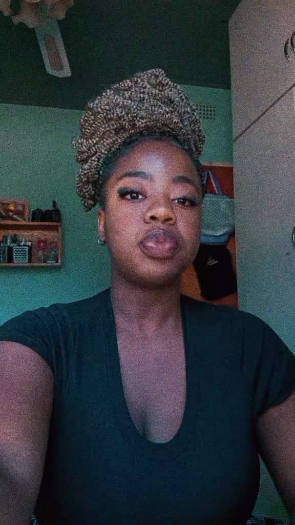 @the_Royal_girl_Kemiiey👑
