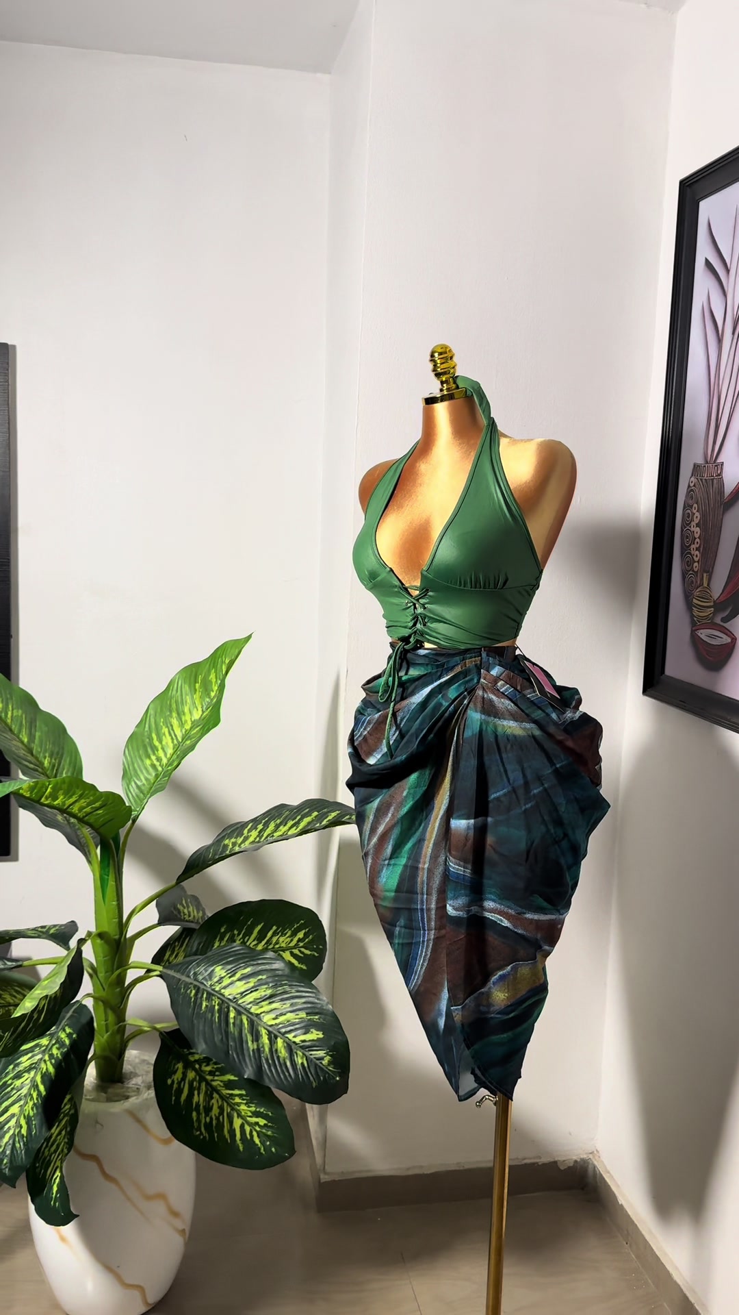 @Chrystal_thriftwears