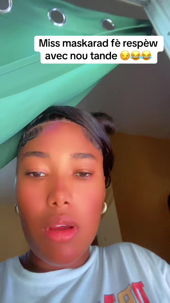 @Ashoolie.🎀