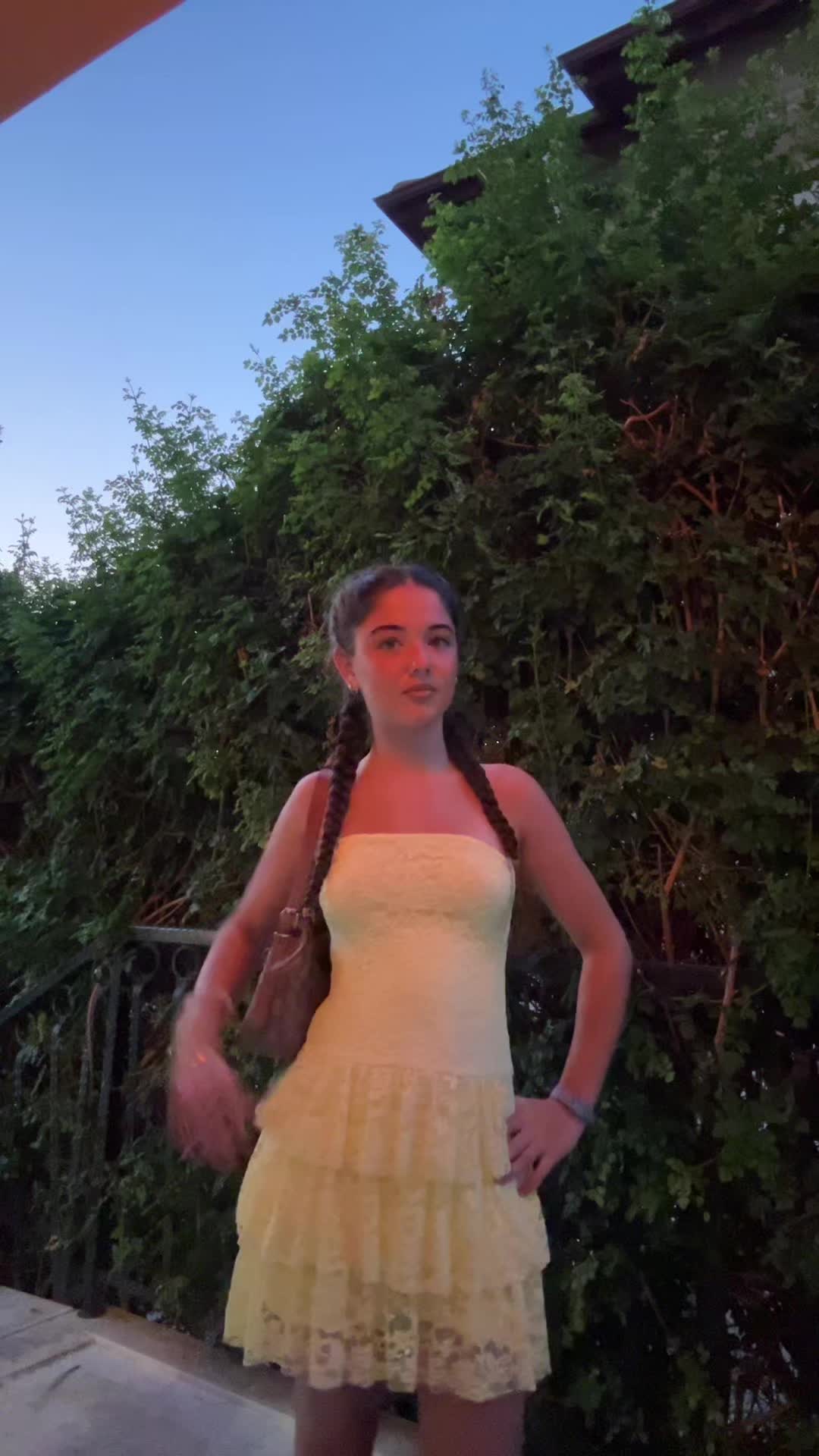 @elisaa