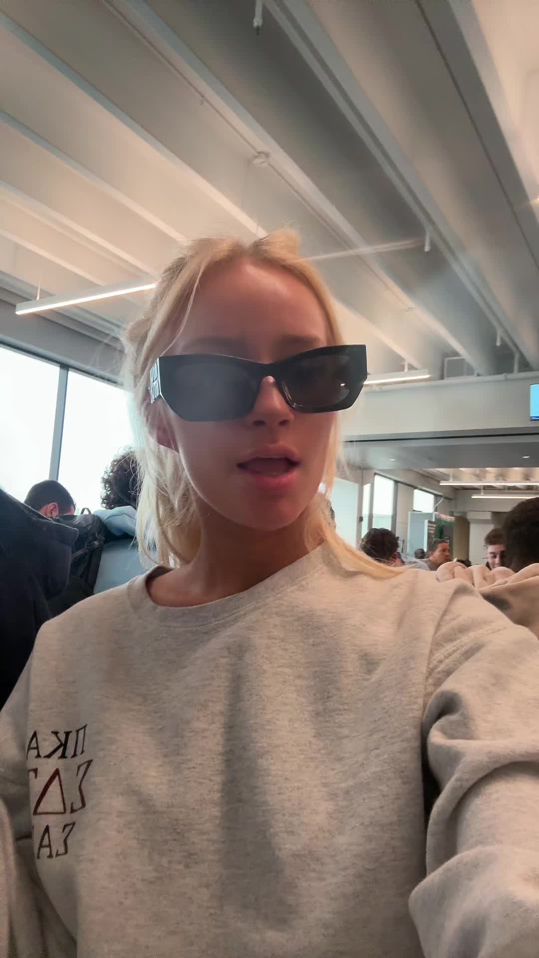 @nicolettaxcx