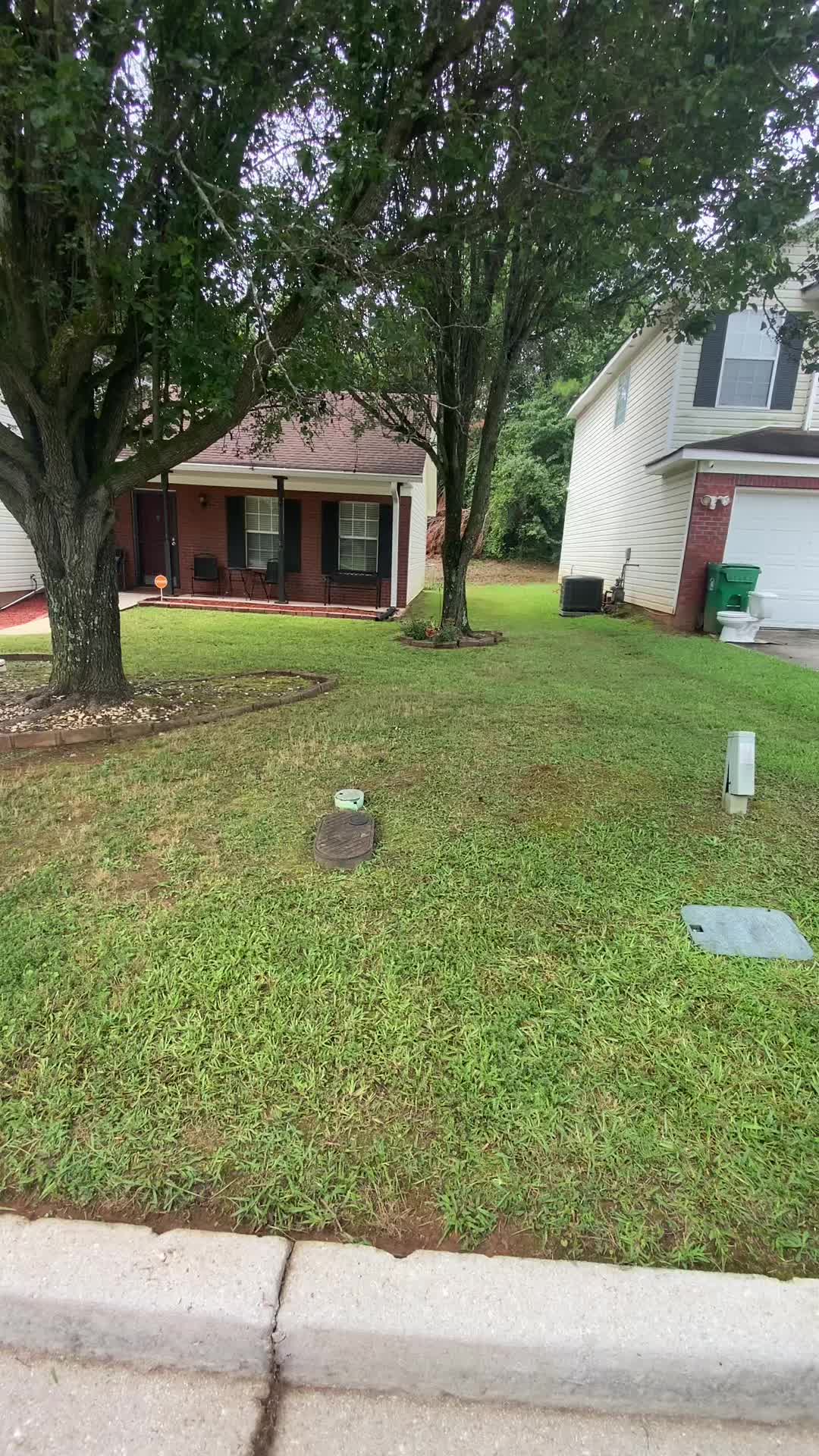 @Lithonia Lawn