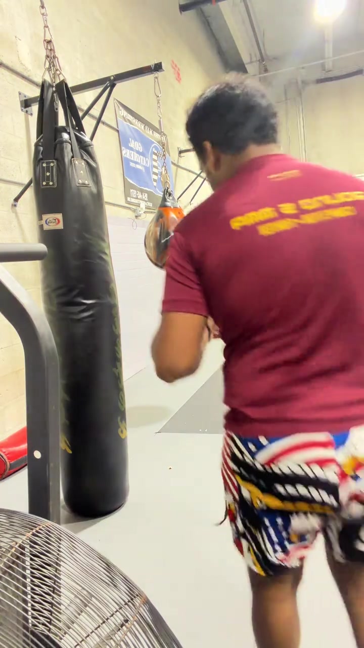 @UFC fighter_ron