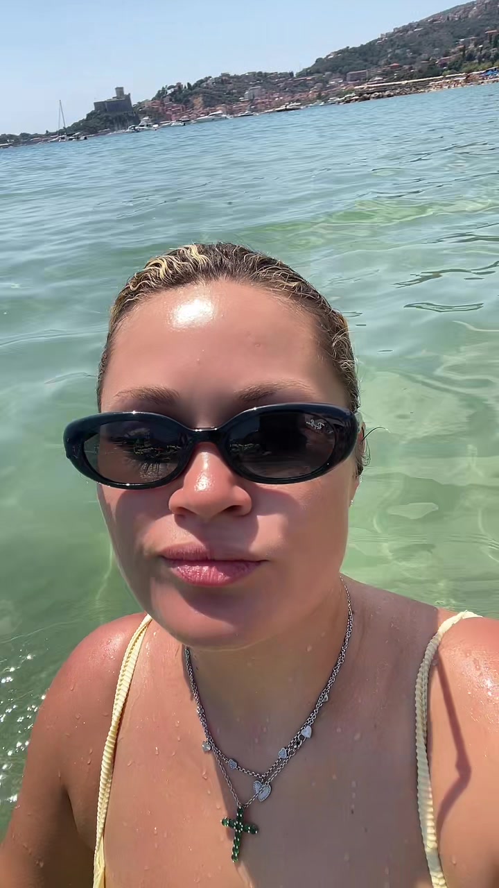 @Alina Grapila