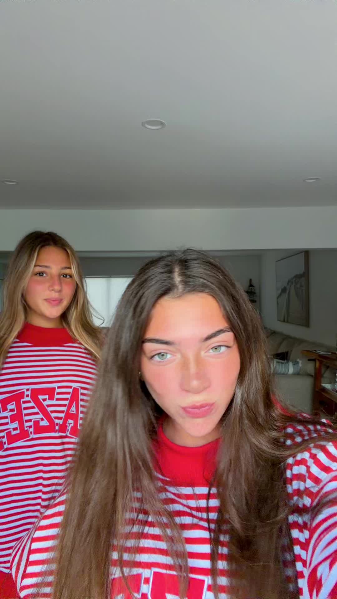 @reagannhunt