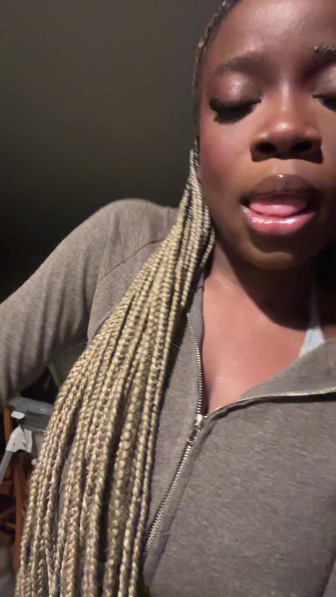 @Delilah