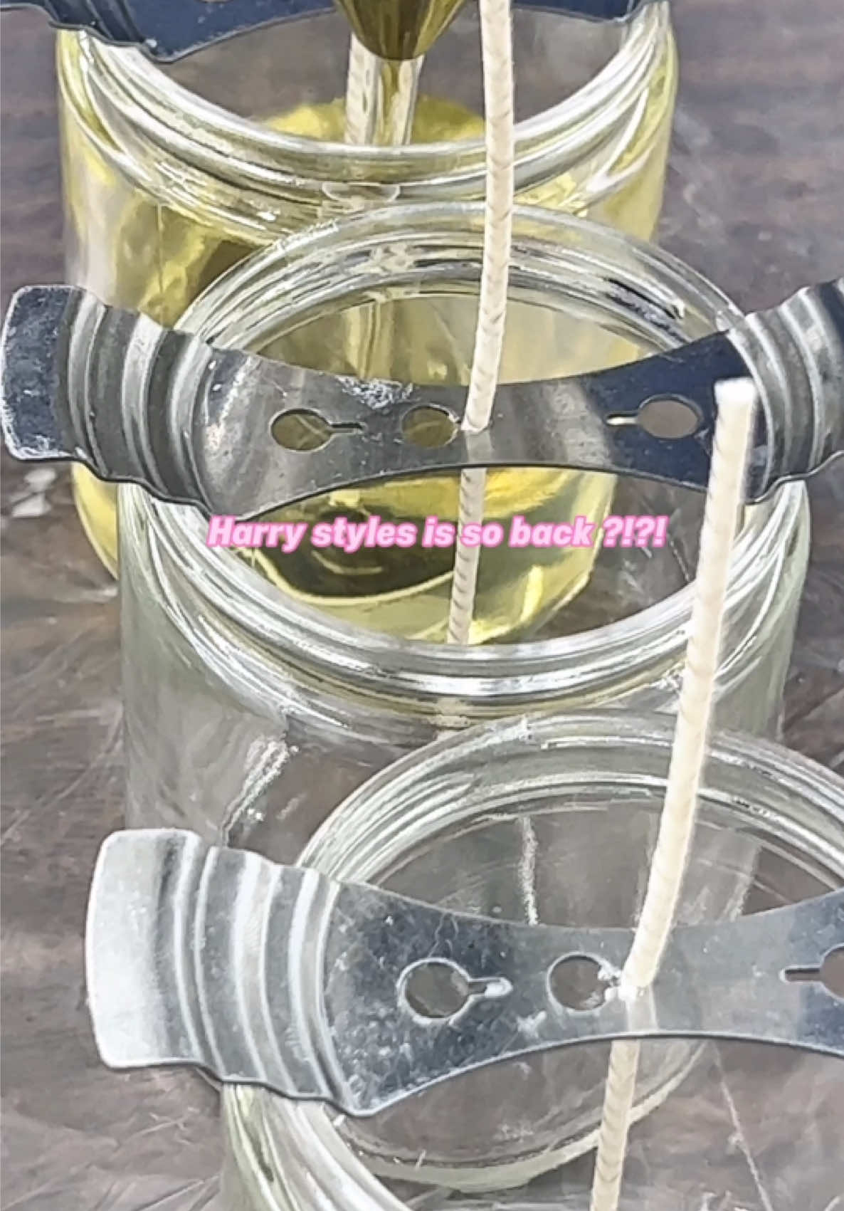@coolgirlcandles