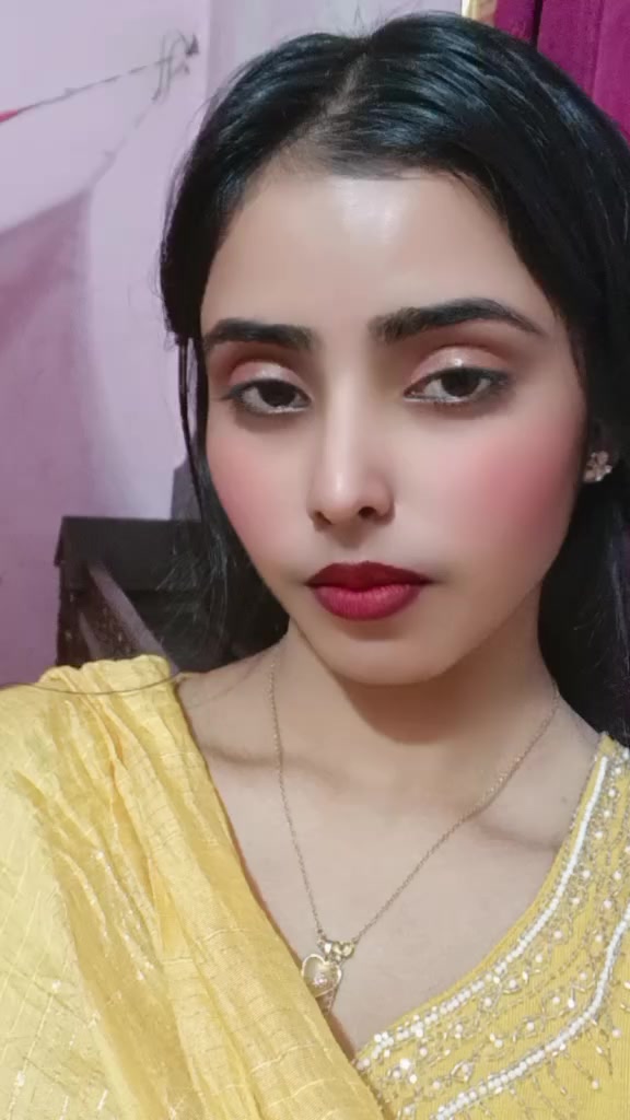 @rakhi thakur🌸🕊️