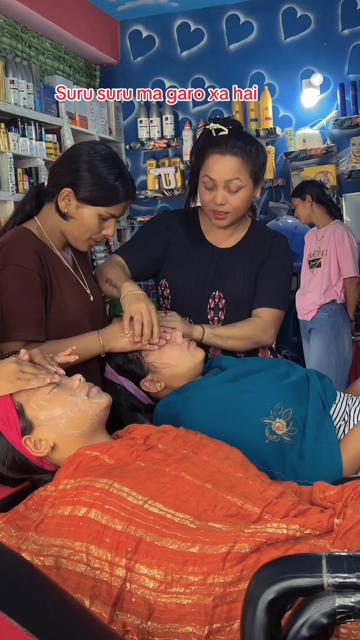 @सम्झना ब्युटिपार्लर मेहेलकुना