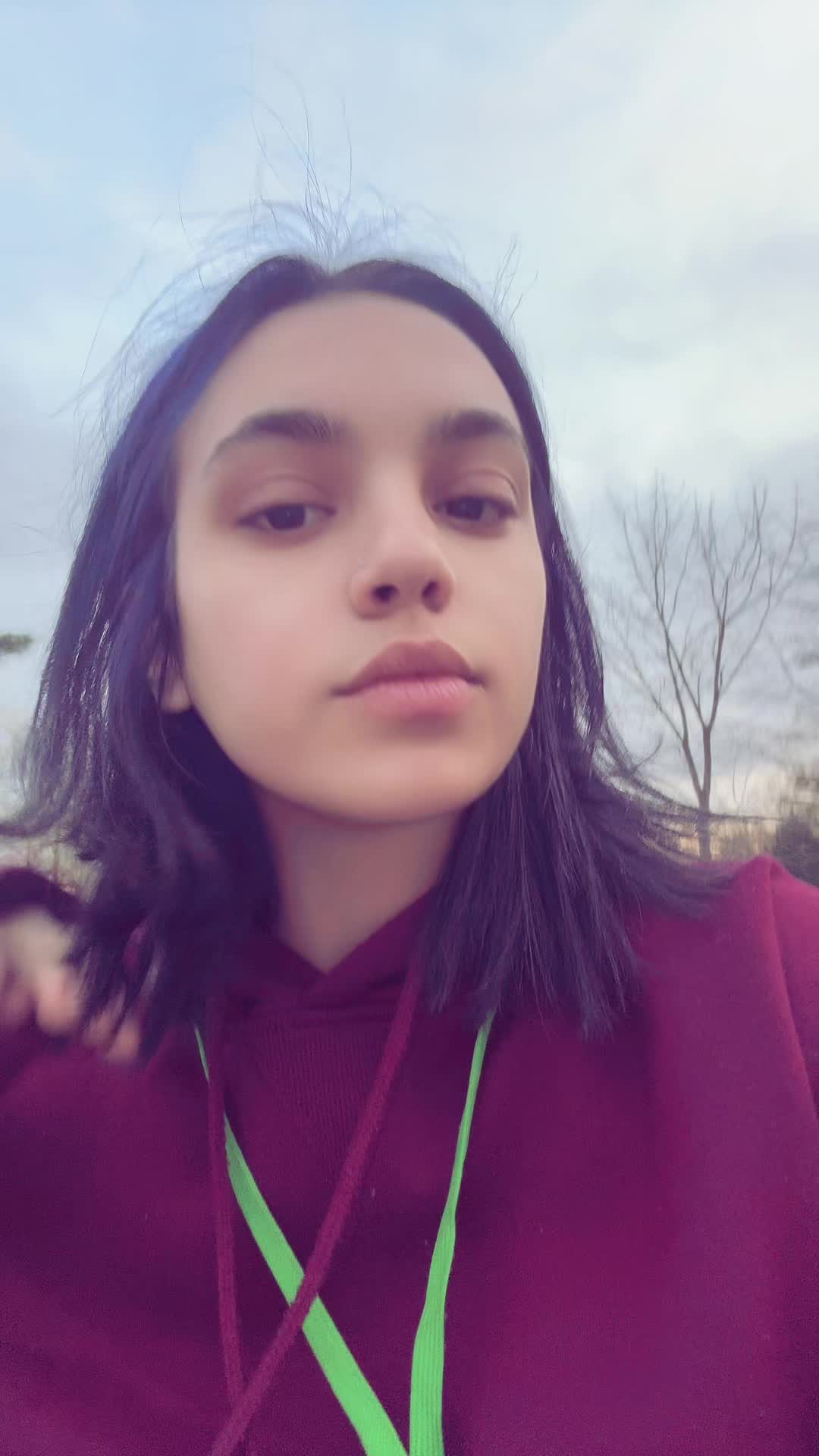 @lolabunny030103