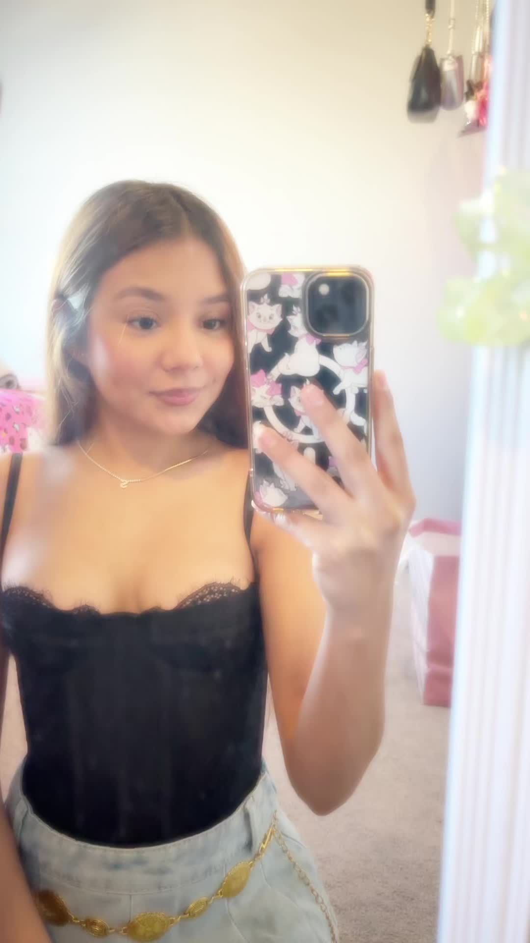 @𝒔𝒐𝒍𝒆𝒚𝒃𝒊