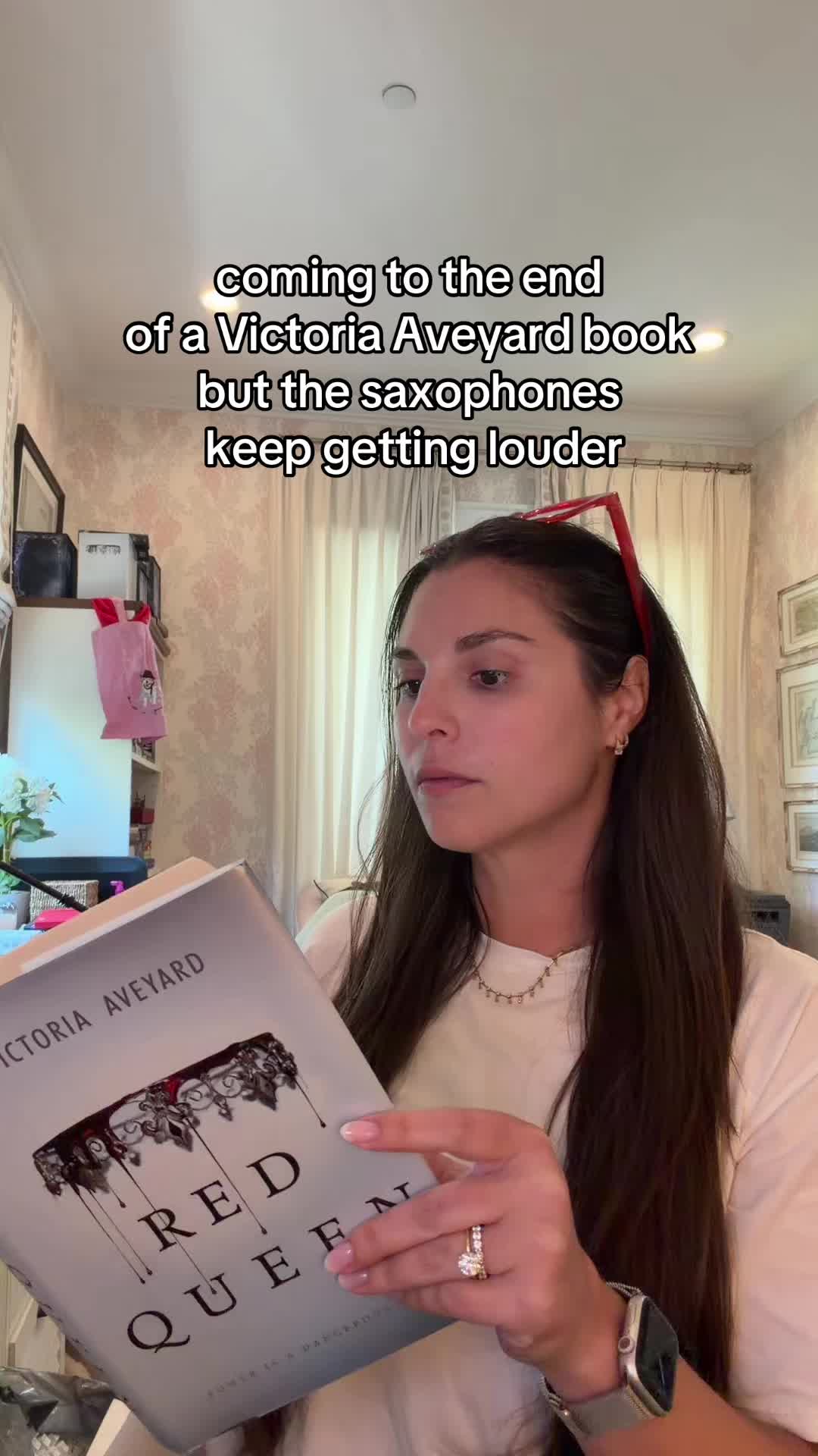 @VictoriaAveyard